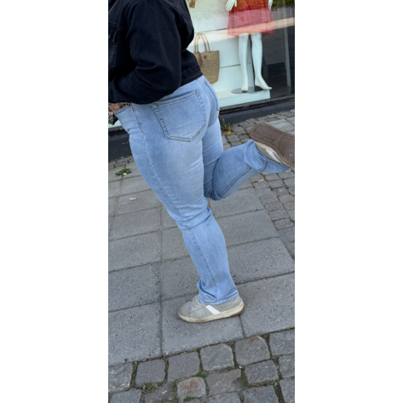 Kaffe Csina Straight Jeans