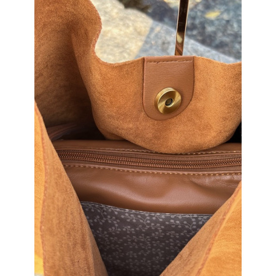 Lycke Frogner Hobo Camel
