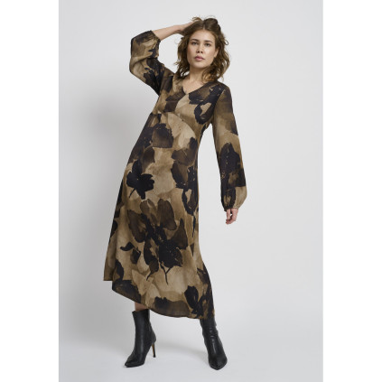 Elton Karla Sparrow Brown