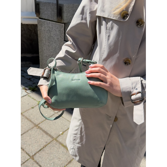 The Monte CO 243 M - Green