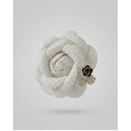 Dansk Copenhagen Tracey W Brooch Flower Cream