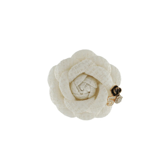 Dansk Copenhagen Tracey W Brooch Flower Cream