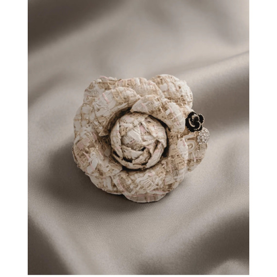 Dansk Copenhagen Tracey W Brooch Flower Sand