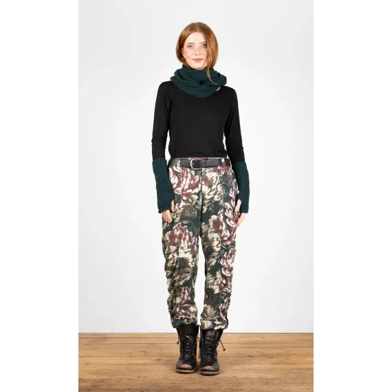 Olars Ulla Balkas Black Flower